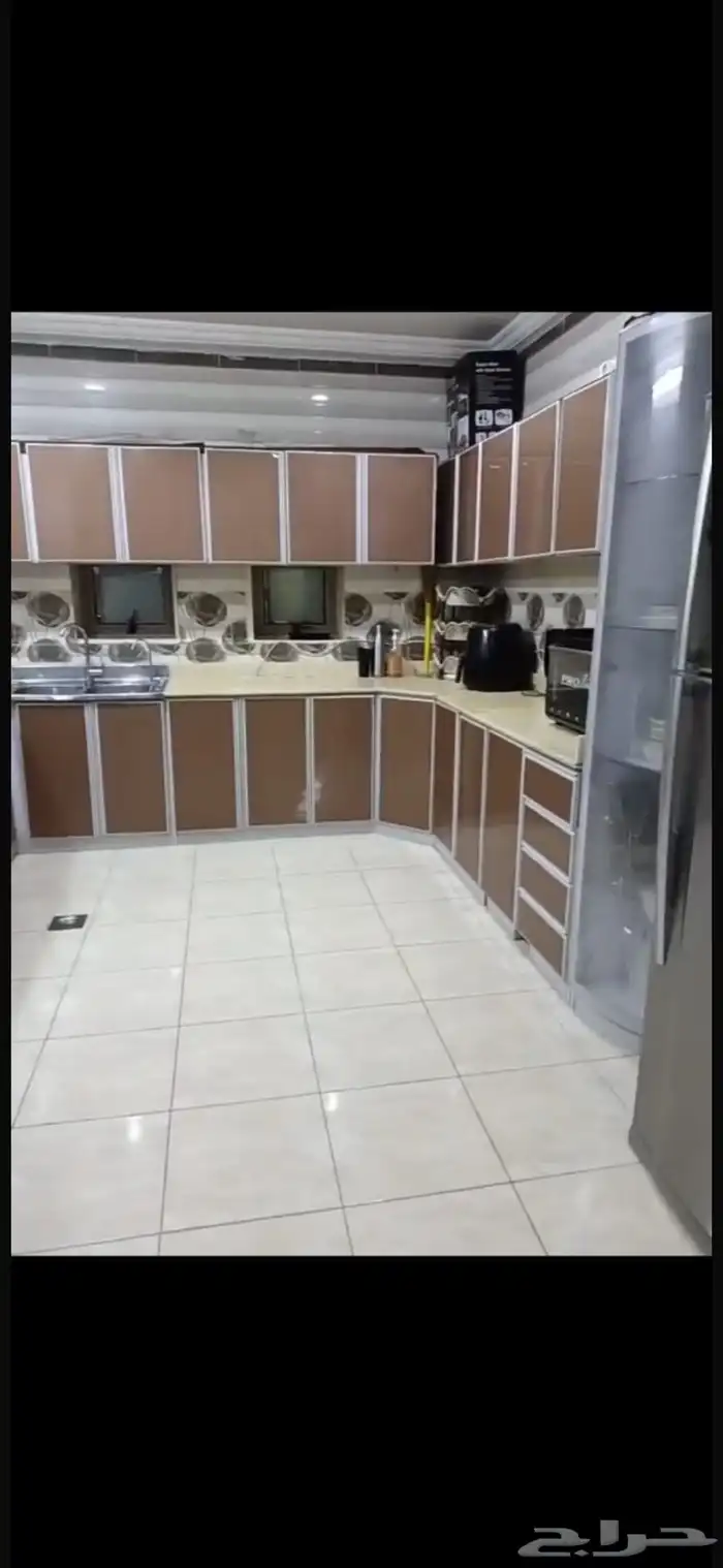 دولاب مطبخ نظيف 0