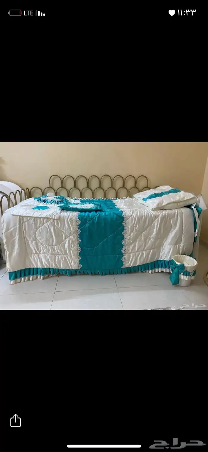 كرسي مع مفرش 0