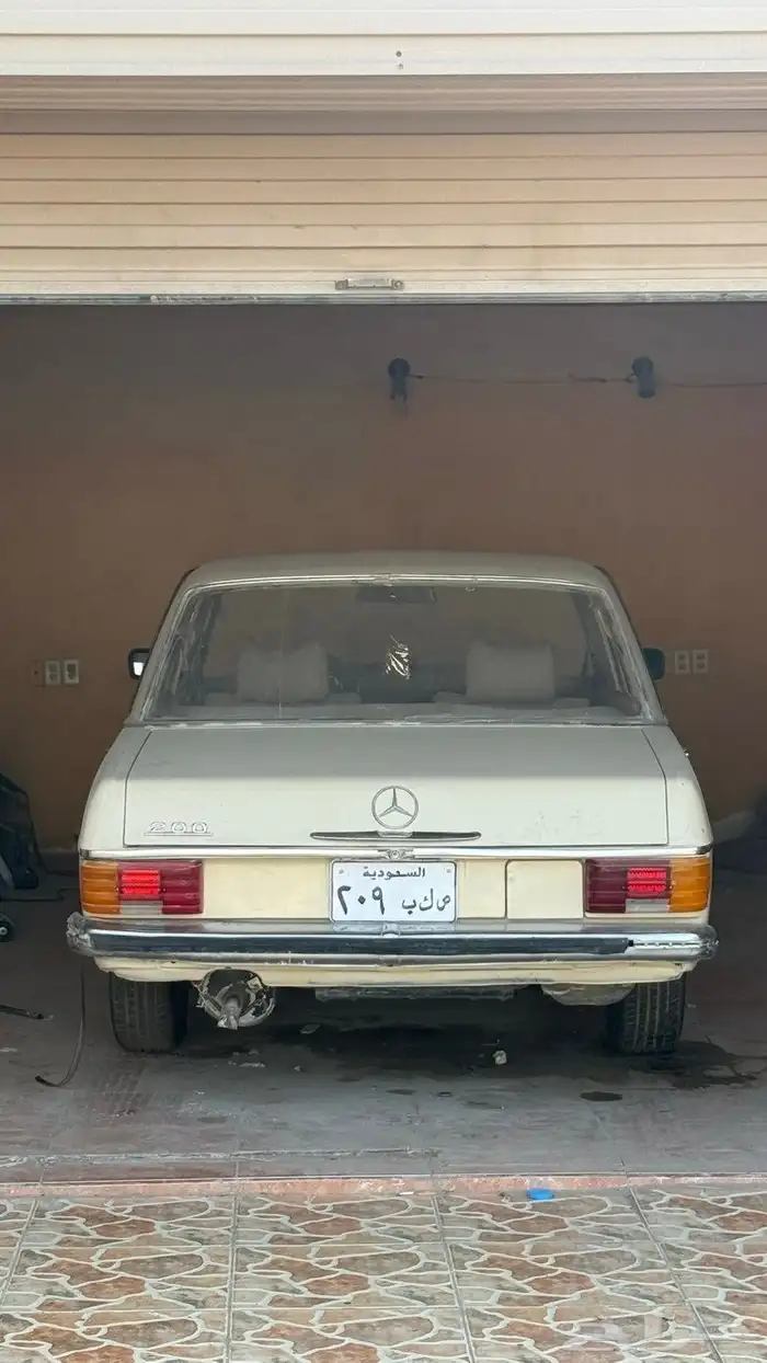 بنز 1976 كلاسيك لاليجار شد بلد ولا يمنع من البيع 0