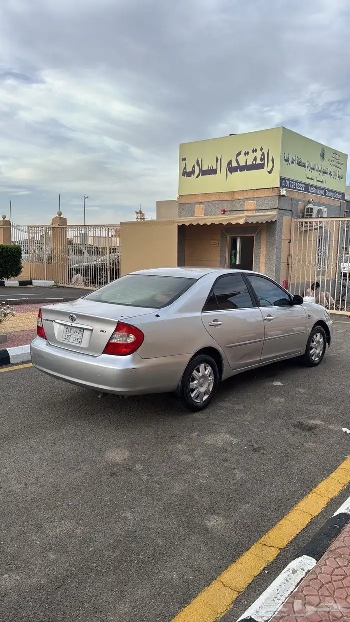 كامري موديل 2003 للبيع محركات شرط داخليه نظيفة 4