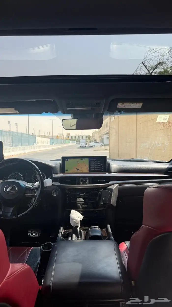 لكزس LX 2021 مالك أول 3