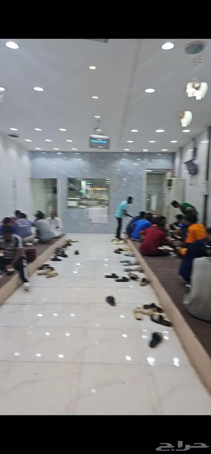 مطعم للتقبيل 0