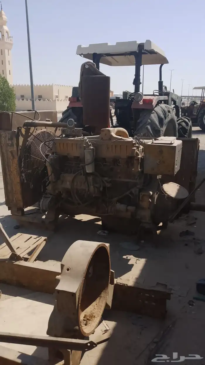 للبيع مكينه كتربلرا 360 حصان عمود صفر موضبه كامل 4