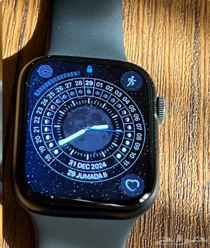 ساعة ابل واتش الاصدار الثامن apple watch 8 series 9