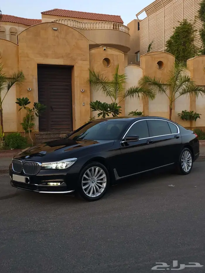 BMW 730 2018 0