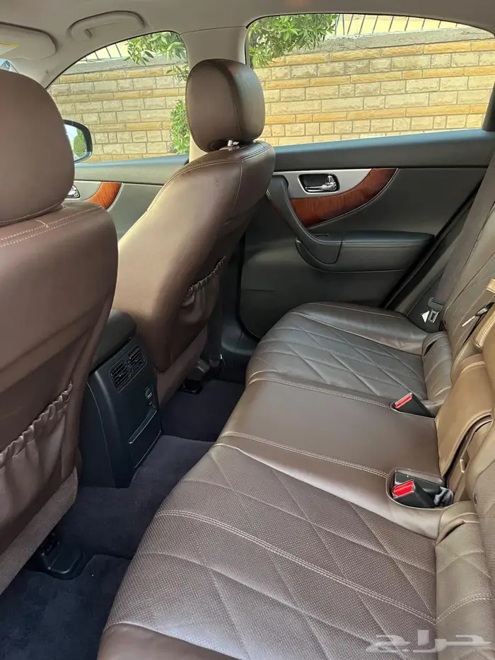 انفنيتي QX70 موديل 2017 فل كامل 10