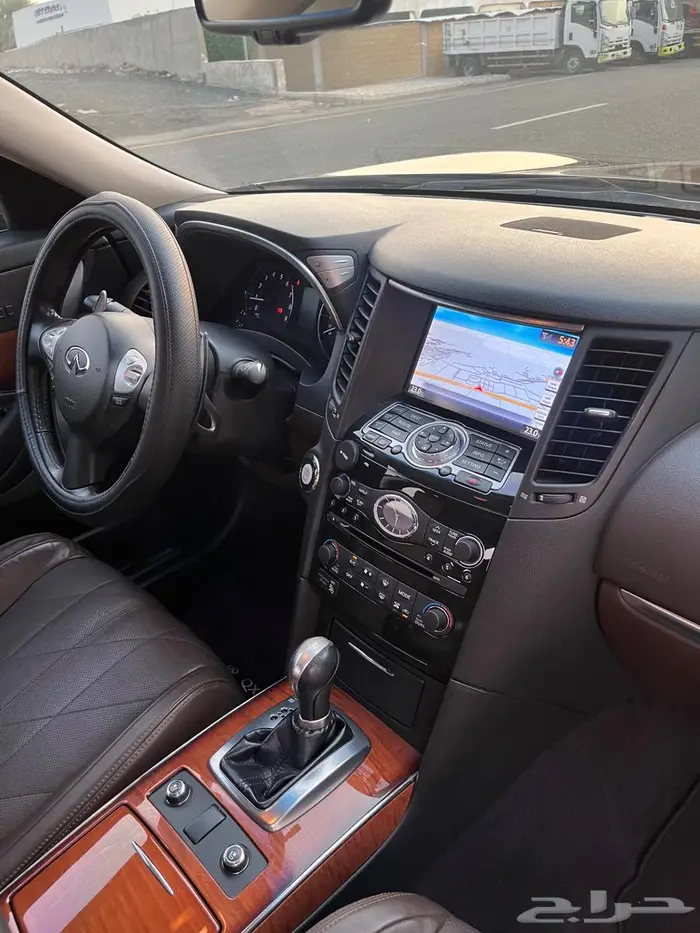 انفنيتي QX70 موديل 2017 فل كامل 14