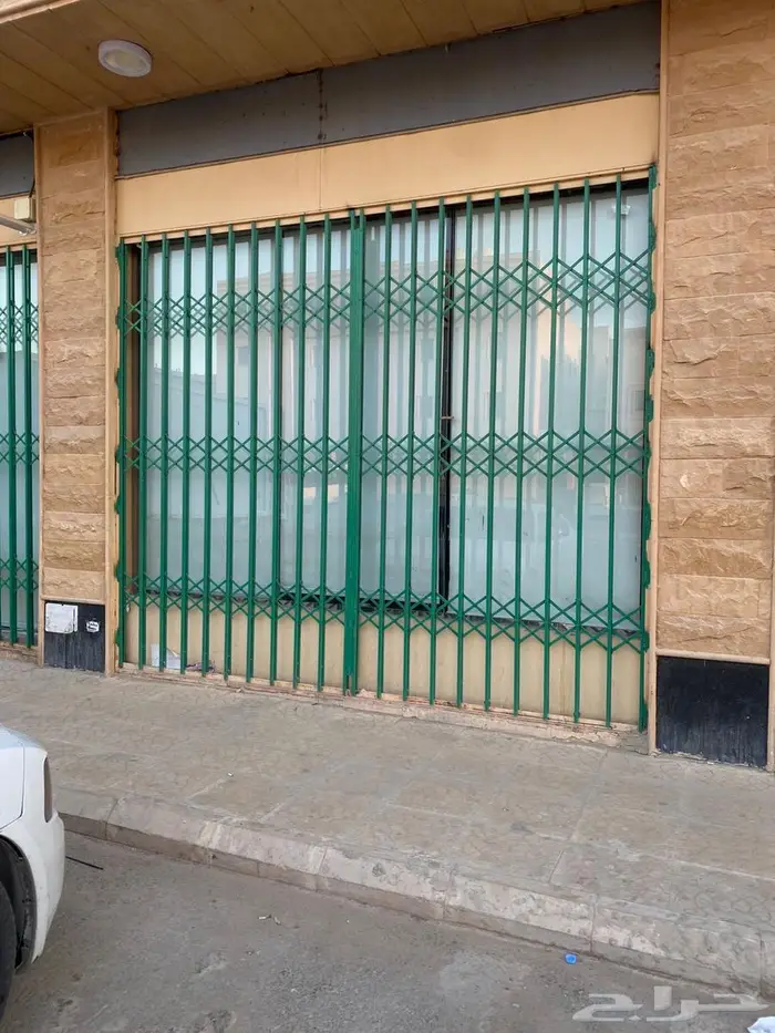 أبواب شبك خليه محلات نضيفه 2