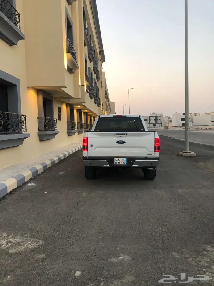 FORD F150 LARIAT 2020 3