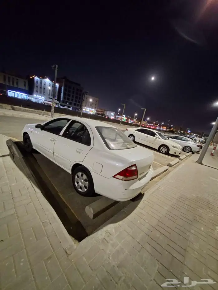 نيسان صني 2010 0
