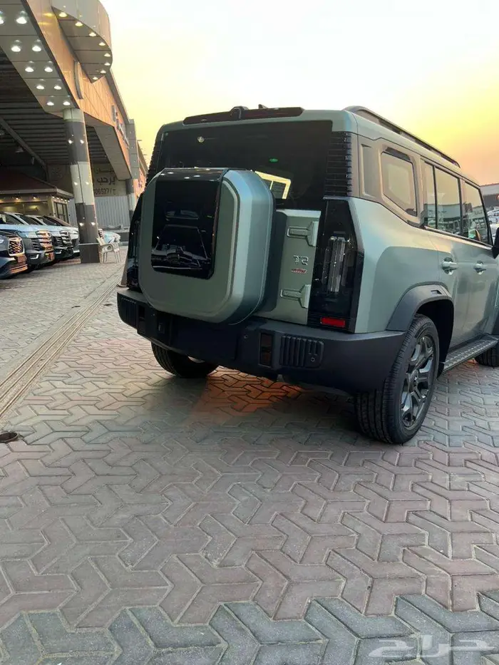 جيتور T2 لاكجري 2026 لون اخضر 11