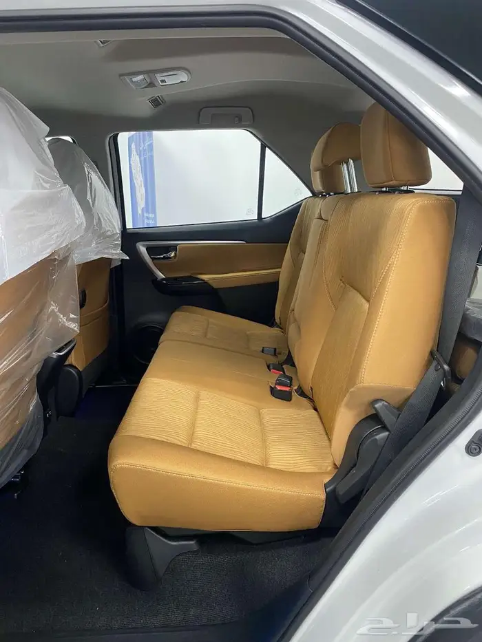 تويوتا فورتشنر 6 سلندر VX1 موديل 2025 3