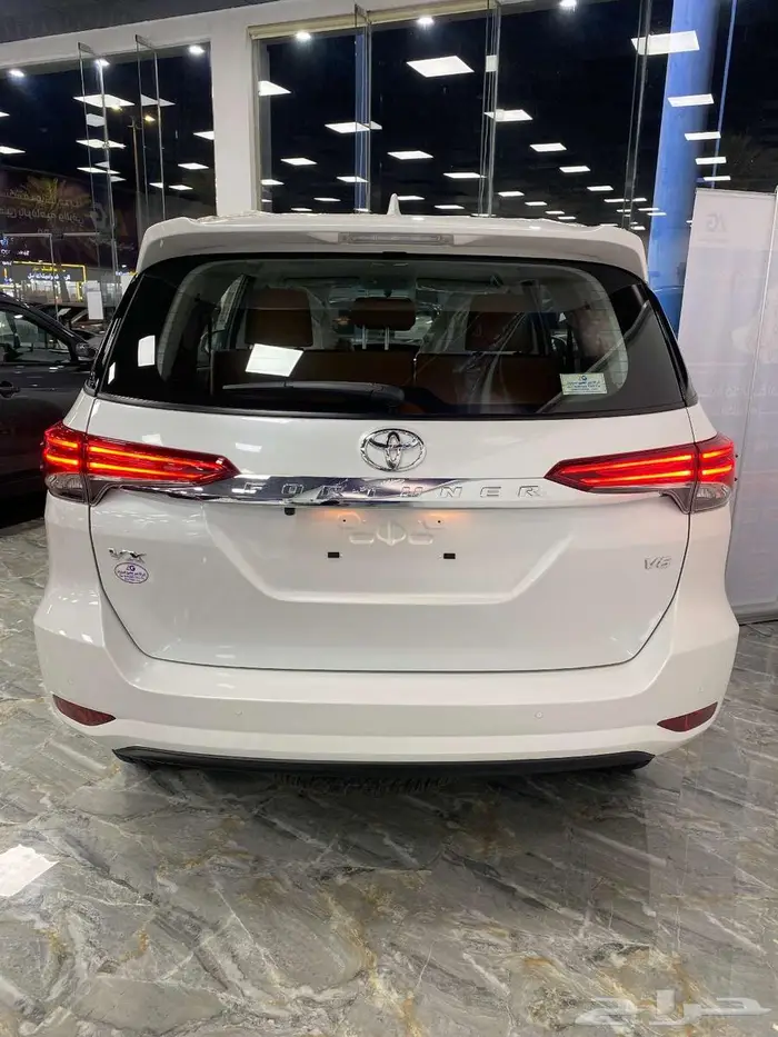 تويوتا فورتشنر 6 سلندر VX1 موديل 2025 4