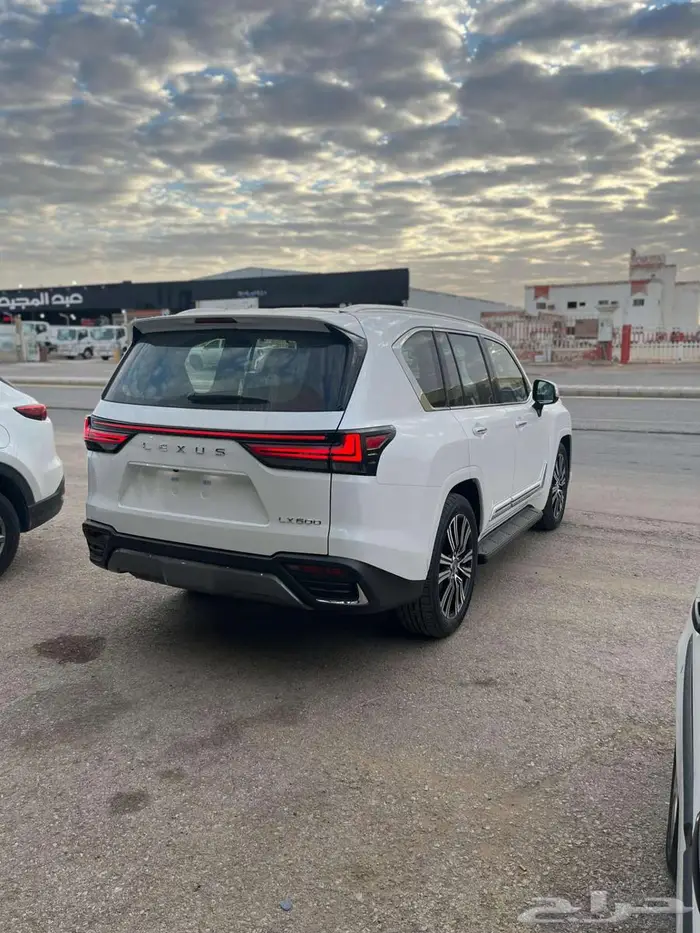 لكزس LX 600 BB موديل 2025 - سعودي 9