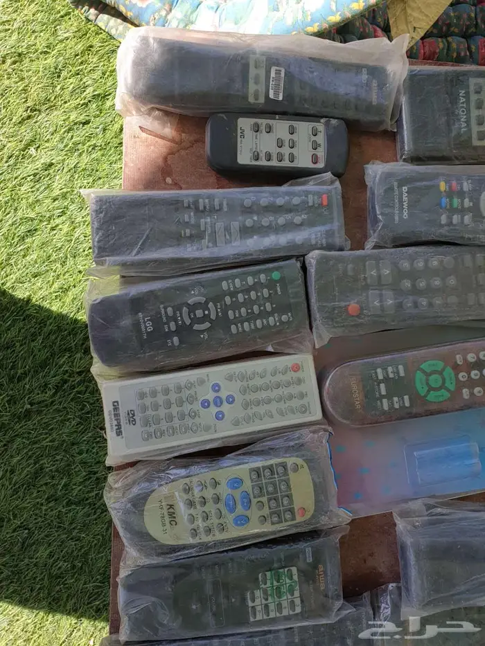 ريموت كونترول أجهزة قديمة 8