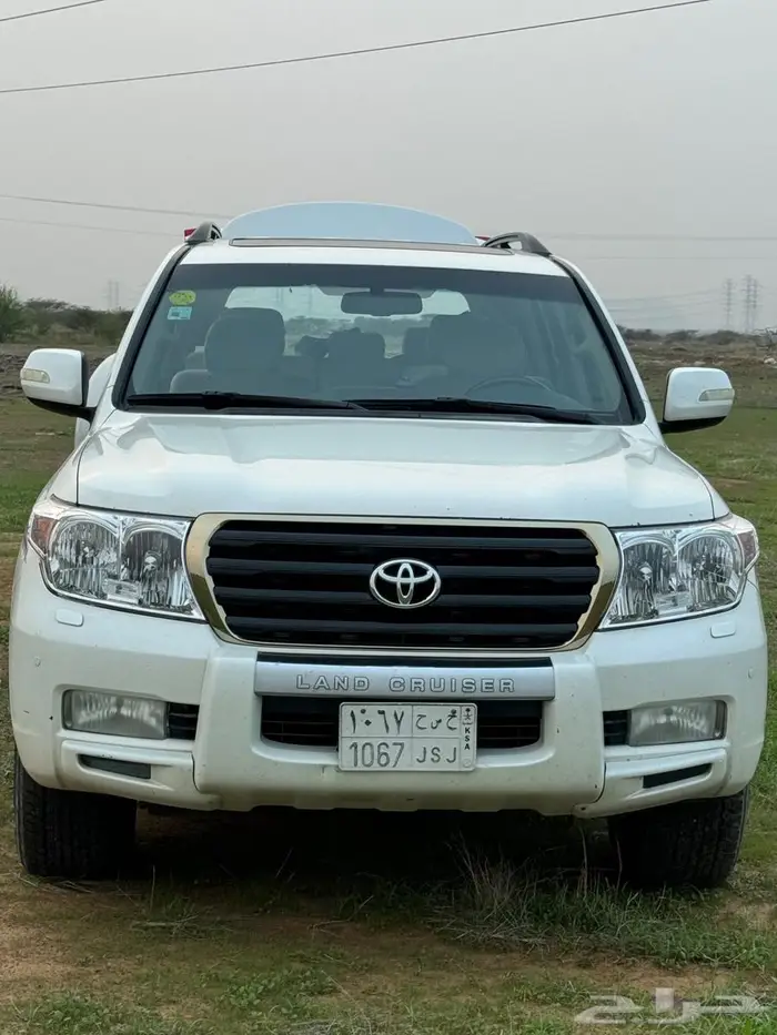 لاندكروزر 2009 GXR فل كامل 4