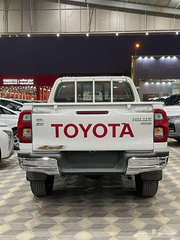 هايلوكس بنزين دبل 2025 خليجي 4