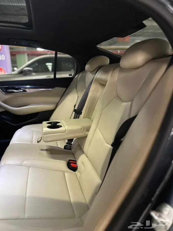كاديلاك CT5 2020 7