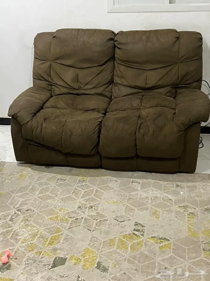 طقم كنب مستعمل للبيع 1