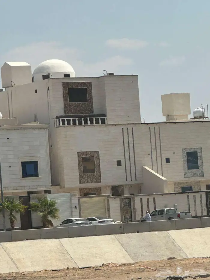 فيلا فاخرة جدا بتصميم فريد ( الفهد المعدل بالشرائع) مكة 8