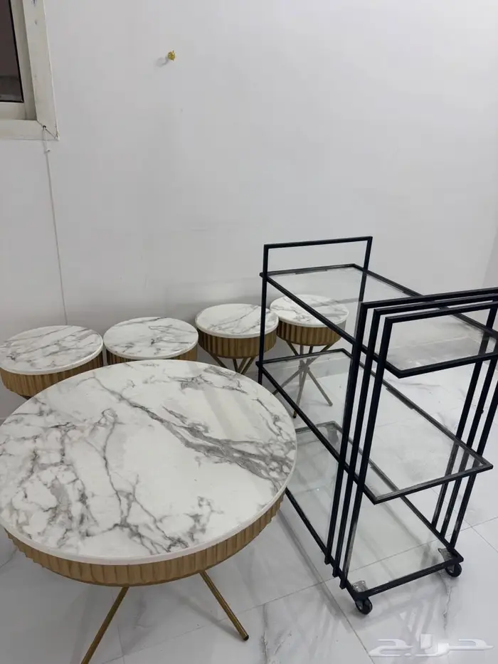 طاولات تقديم طعام 2
