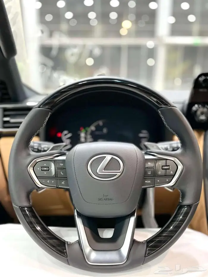 لكزس LX 600 BB بنزين سعودي 2025 اسود جملي - اسود اوف وايت 11