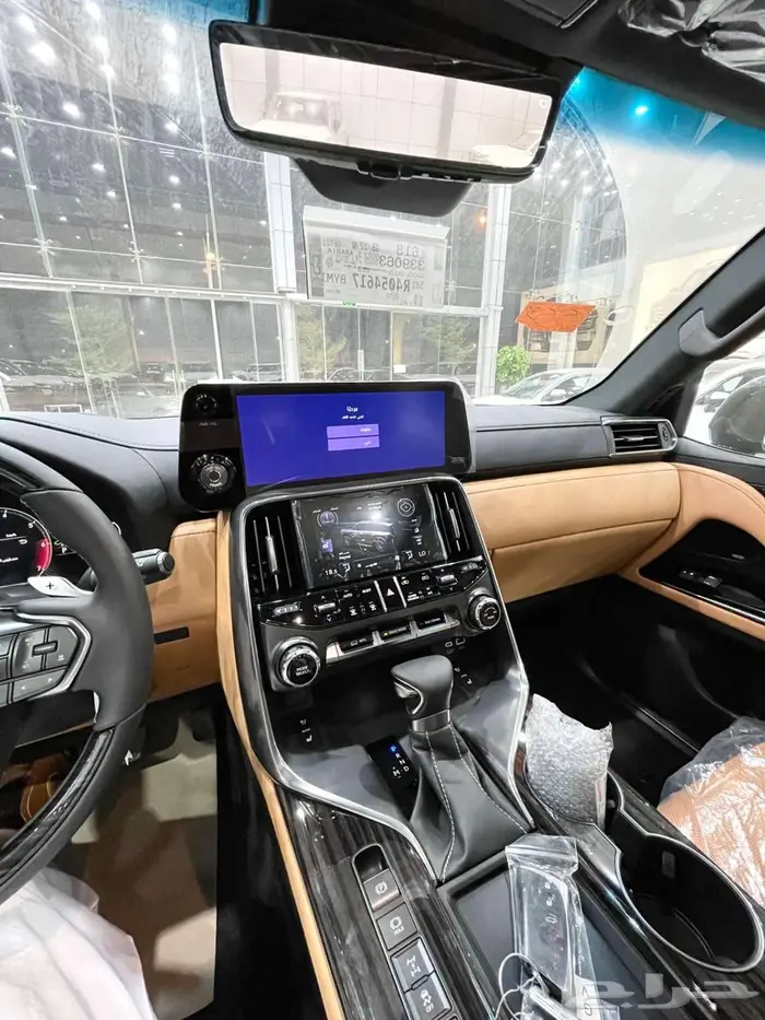 لكزس LX 600 BB بنزين سعودي 2025 اسود جملي - اسود اوف وايت 19