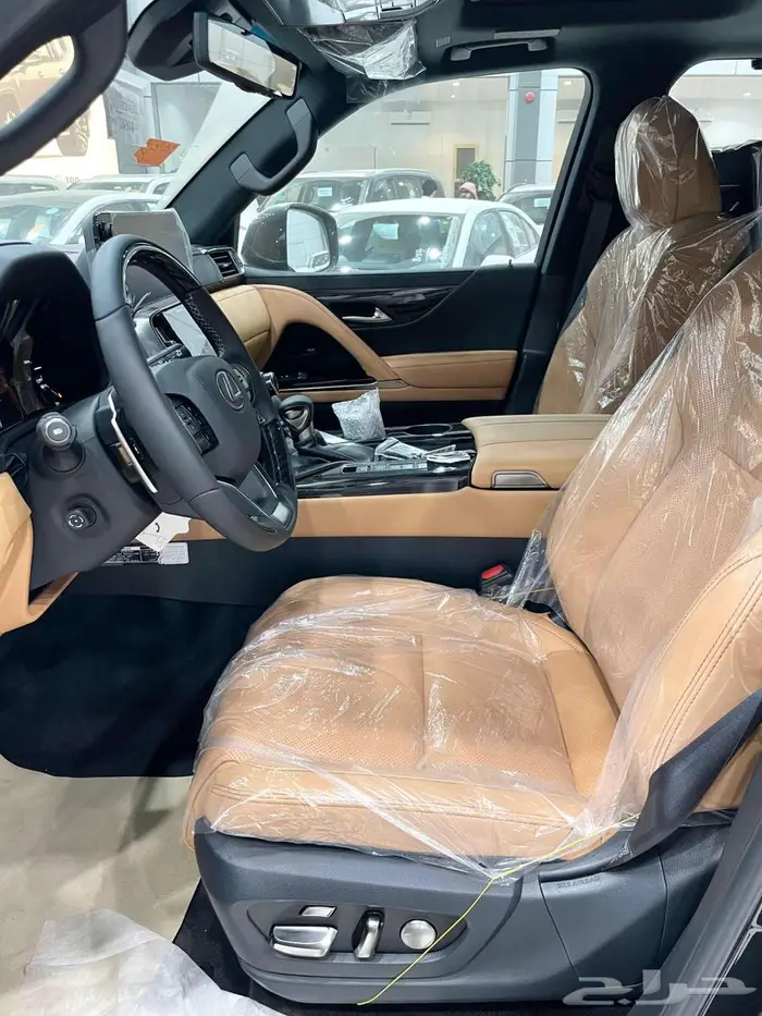 لكزس LX 600 BB بنزين سعودي 2025 اسود جملي - اسود اوف وايت 24