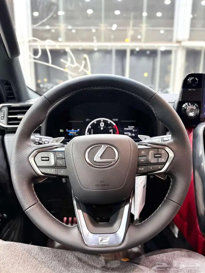 لكزس LX 600 FF اف سبورت 2025 سعودي 10