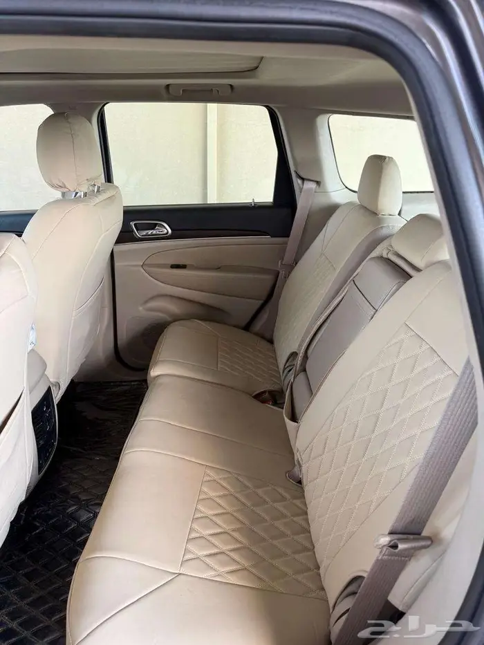 جيب شروكي ليمتد 2014 2