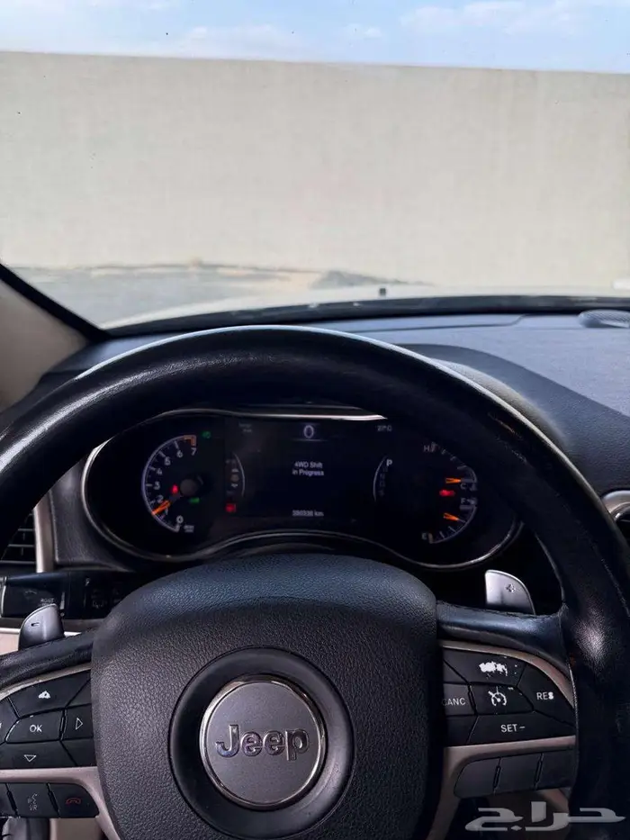 جيب شروكي ليمتد 2014 0