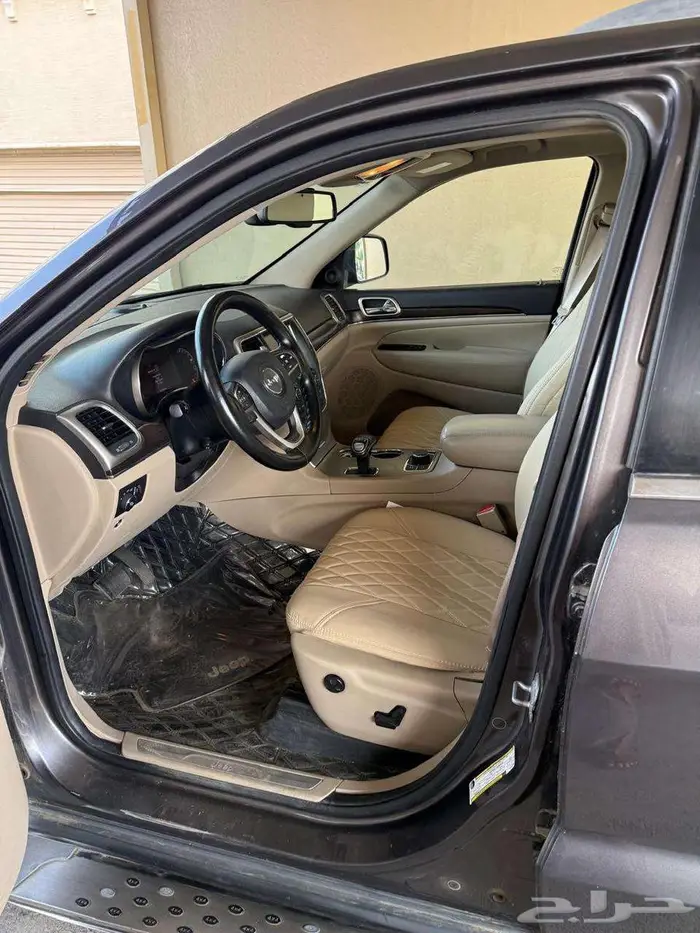 جيب شروكي ليمتد 2014 1