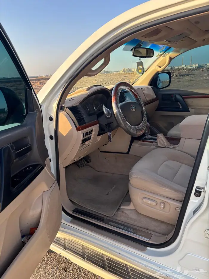 لاندكروزر GXR 2014 4