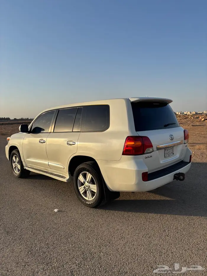 لاندكروزر GXR 2014 6