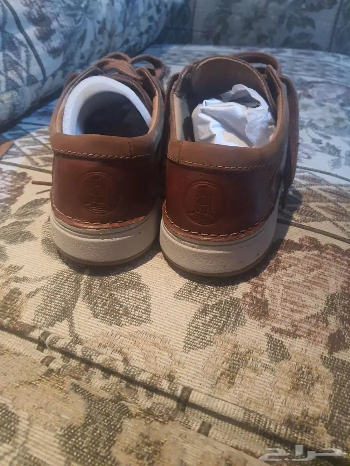 حذاء كلاركس فيتنامي جديد لم يستخدم 2