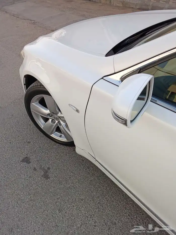 لكزس LS460 9