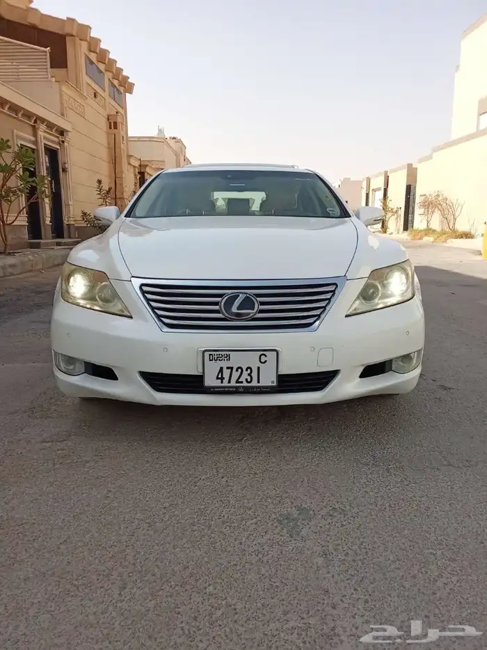 لكزس LS460 1
