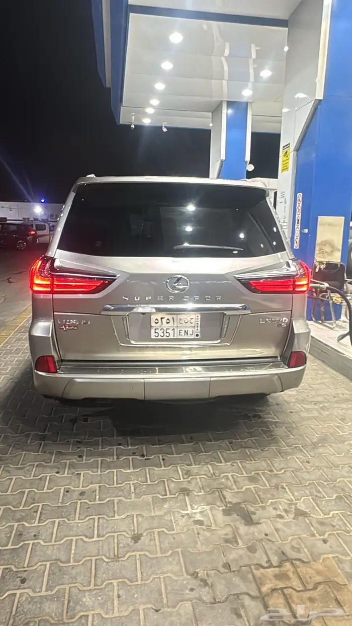 لكزس ال كس 570 LX 2