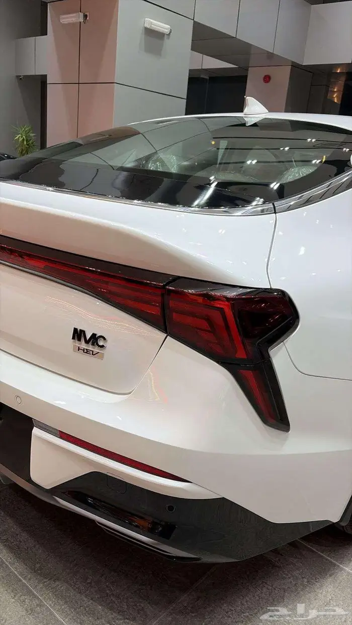 للبيع  كيا K5 Hybrid 2024 جديدة 13