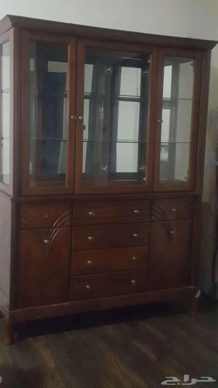 أثاث منزلي نظيف جدآ للبيع 0