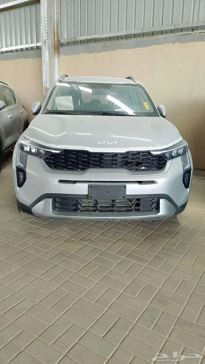 كيا سونيت gls 2024 الشكل الحديث رفاهية وامان عالي 1