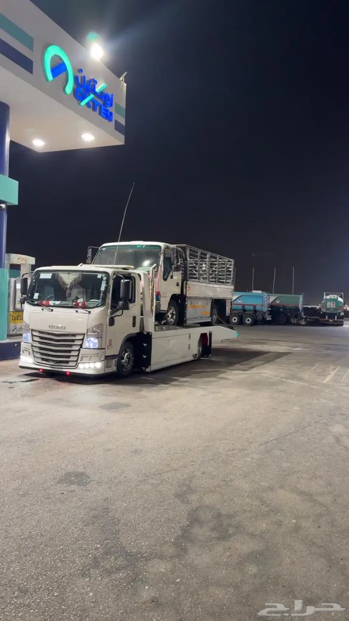 سطحه من القصيم الى الرياض او الدمام 0