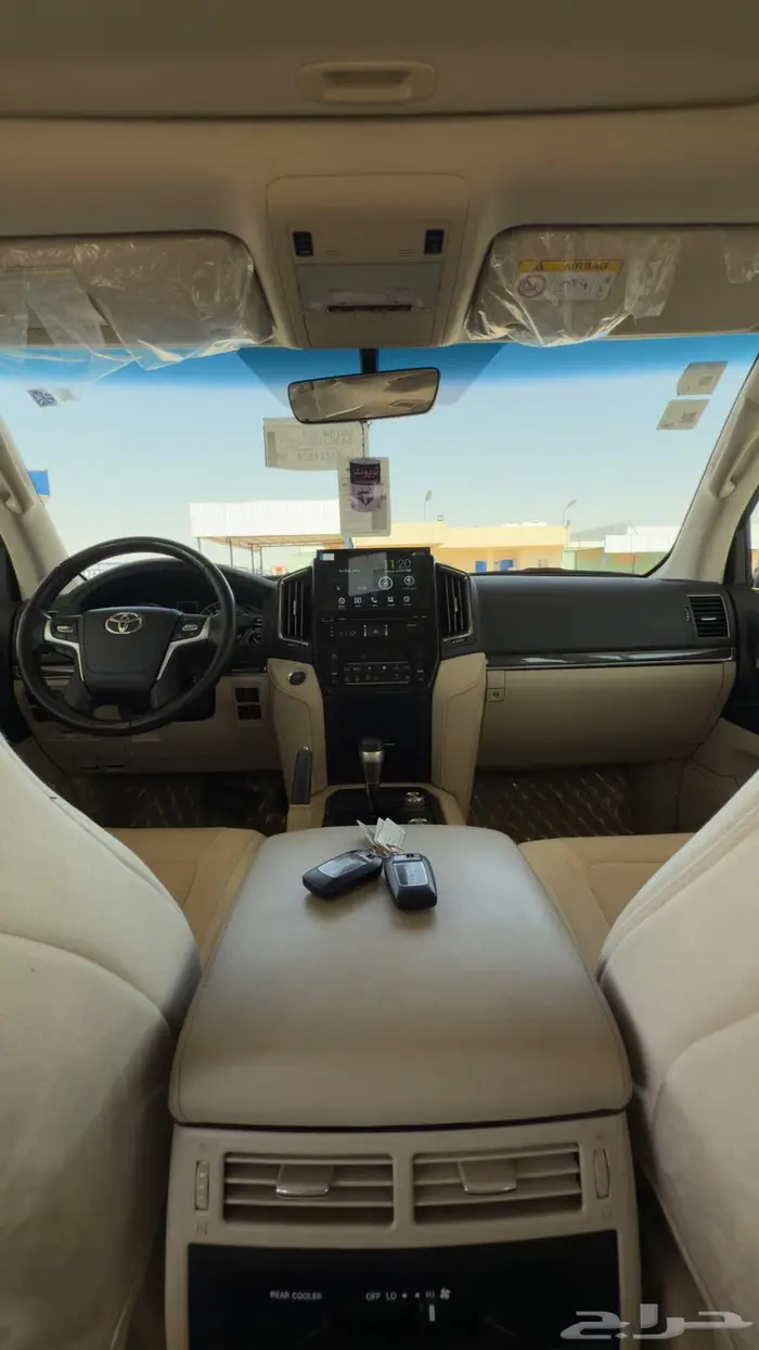 لاندكروزر GXR 2021 مخززن سعودي 47