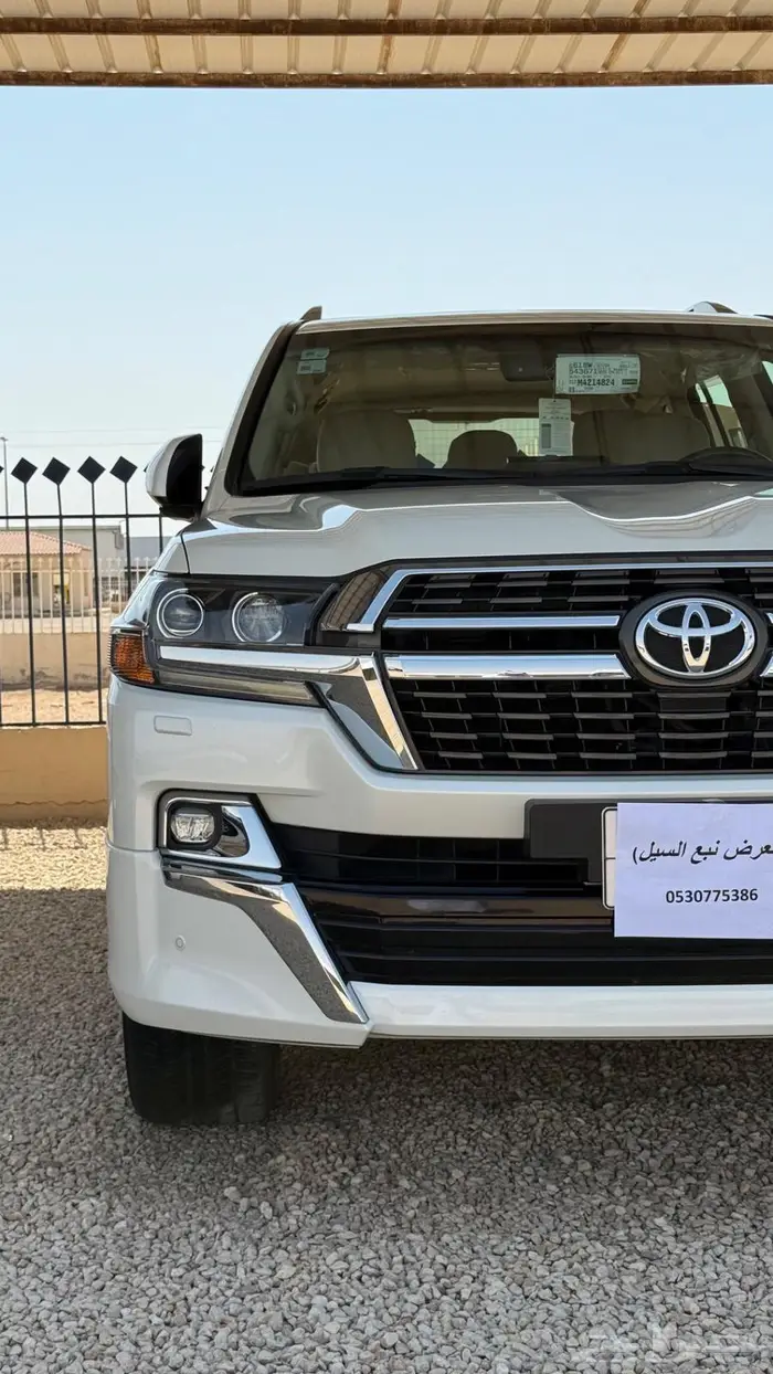 لاندكروزر GXR 2021 مخززن سعودي 11