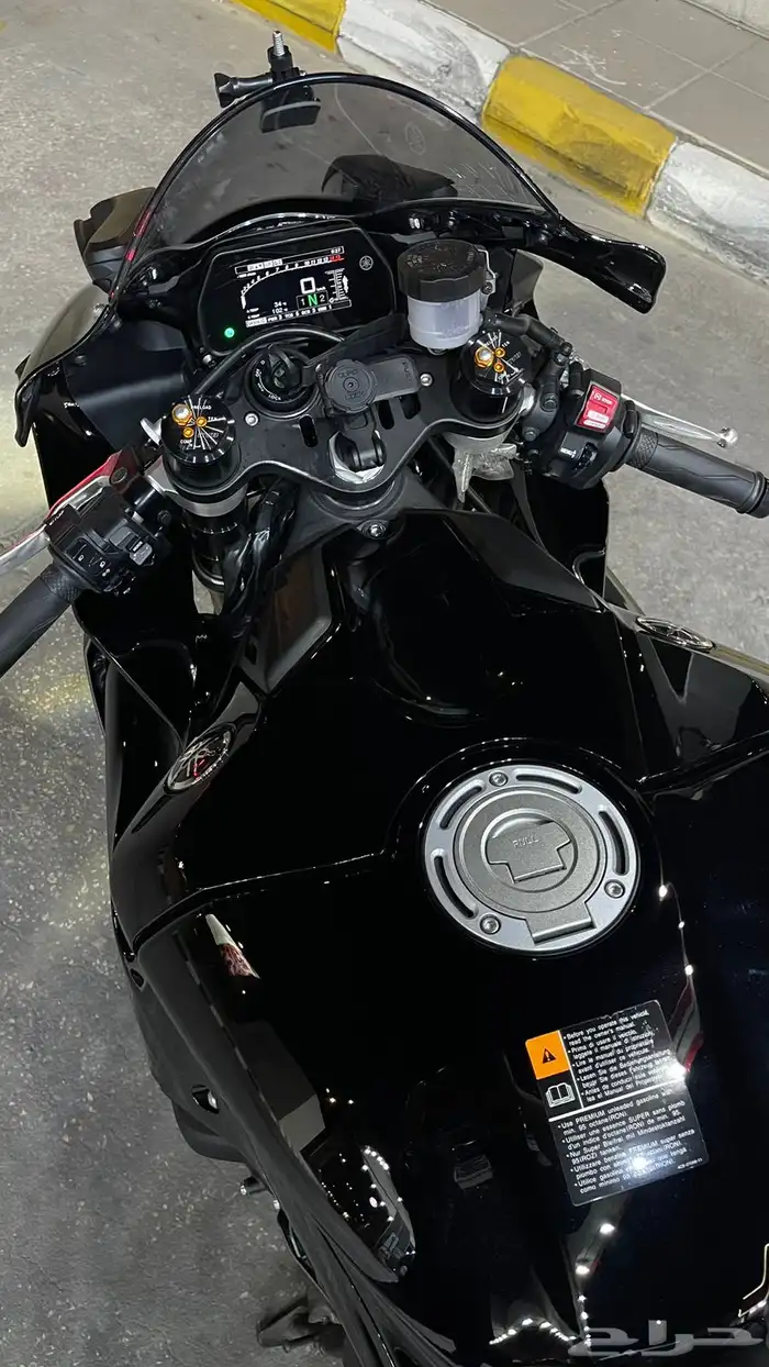 Yamaha R1 2024 13