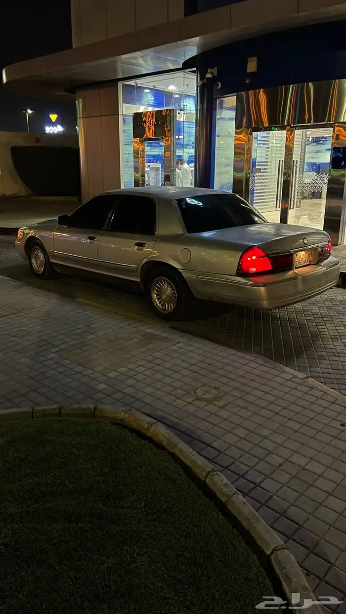 للبيع مركيز 2001 4