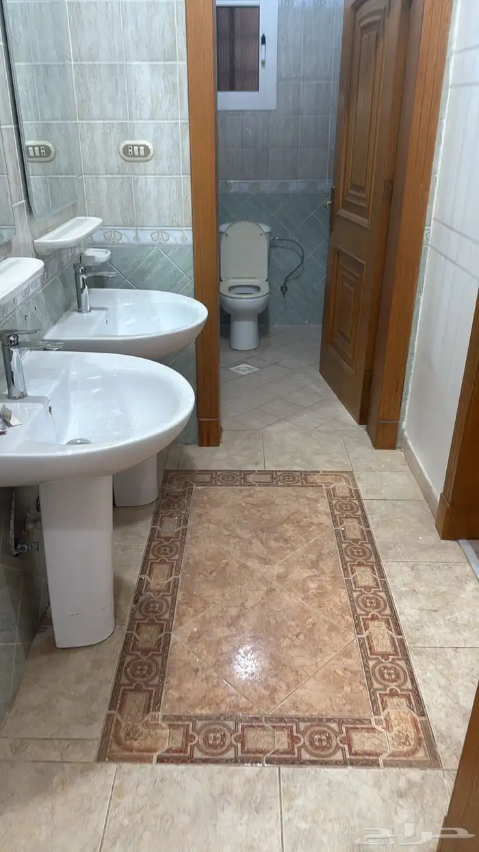 شقه للايجار بحي النزهة 1