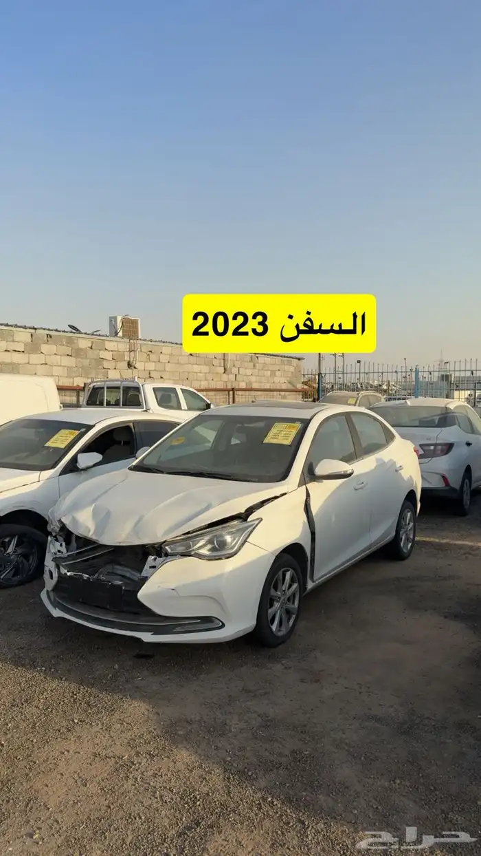 مزاد سيارات مصدومه يوم السبت الرياض الحاير 5