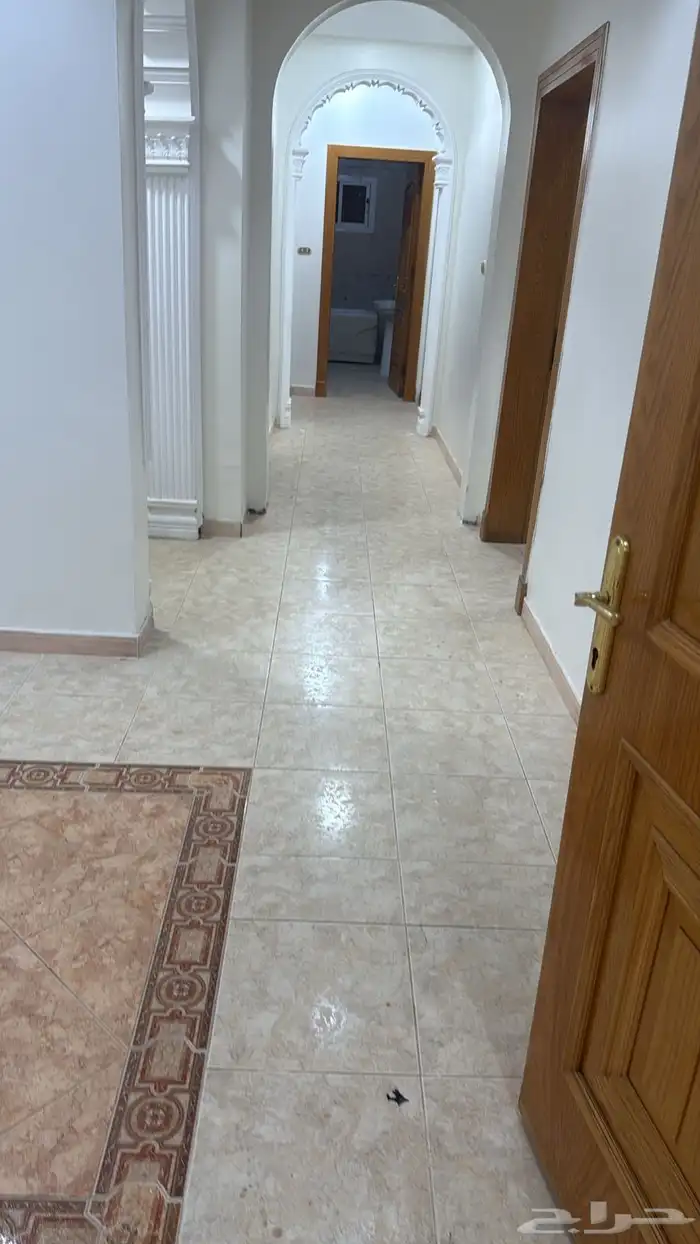 شقه للايجار بحي النزهة 8