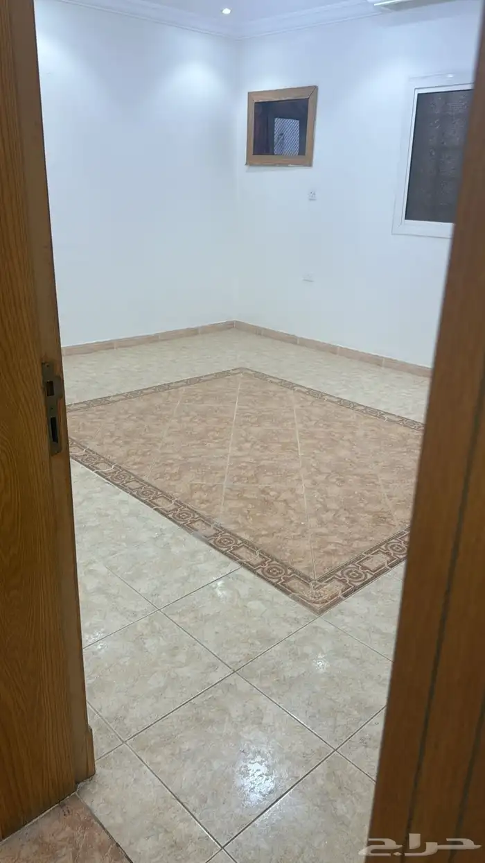 شقه للايجار بحي النزهة 6